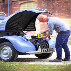 Legende 2 CV Fahren, Fühlen. Leben